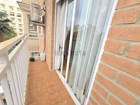 Pis de 77 m² a València