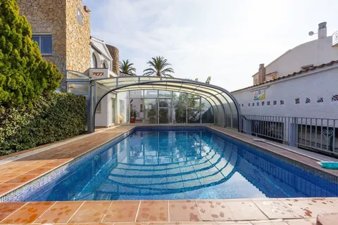 Pis de 33 m² a Castelló d'Empúries