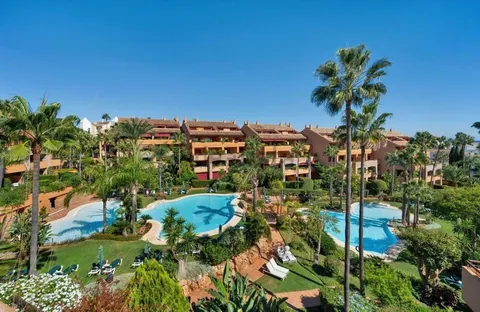 Wohnung 263 m² in Marbella