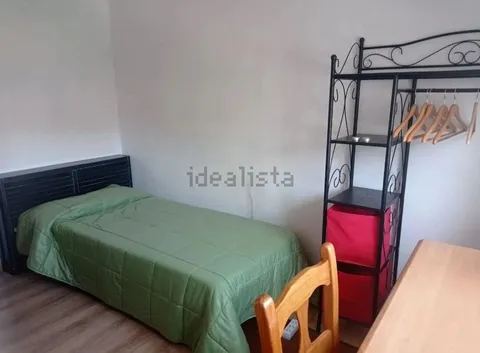 Piso de 90 m² en Granada