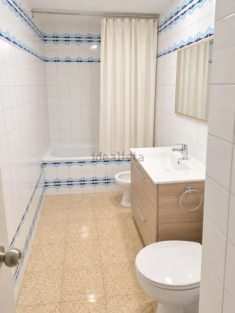 Кімната в оренду, Madrid