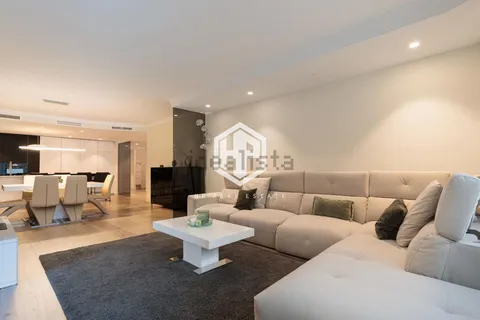 Flat 175 m² in Barcelona (4/37)