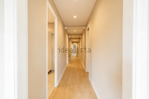 Квартира 150 м² в Барселоне (2/27)