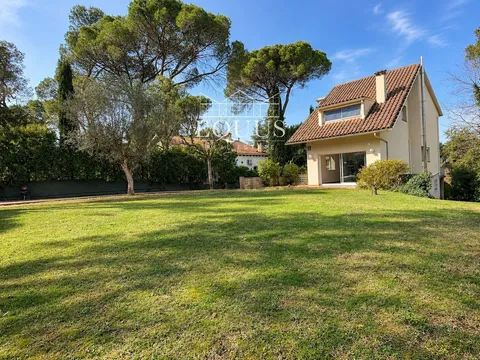 Casa 326 m² a Sant Cugat del Vallès (2/38)