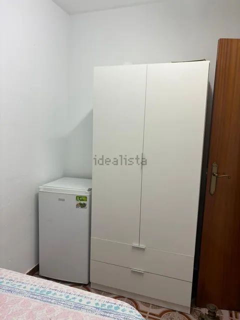 Habitació de lloguer, Cornellà de Llobregat (4/5)