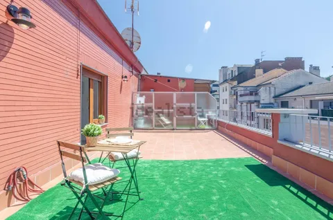 Appartement 71 m² à Mieres