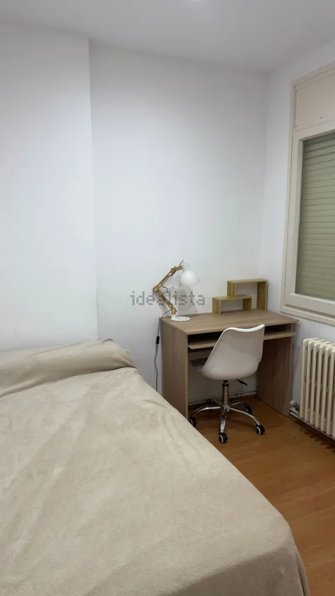 Room for rent, Barcelona