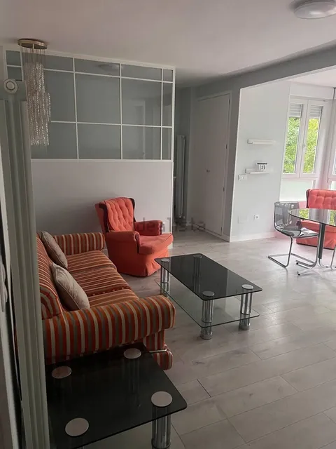 Quarto para alugar, Madrid (4/10)