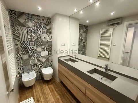 Pis de 127 m² a València