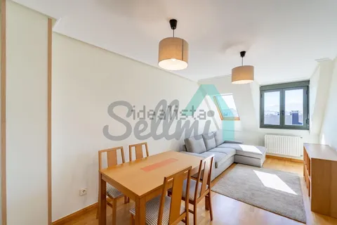 Piso de 69 m² en Oviedo