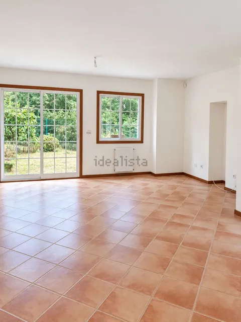 Maison 204 m² à Oleiros