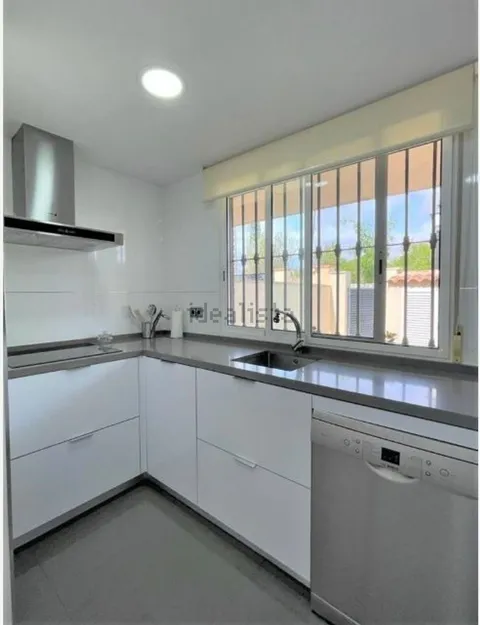 Casa de 105 m² a Nàquera