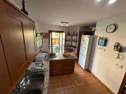 Будинок 254 м² у Puigpunyent