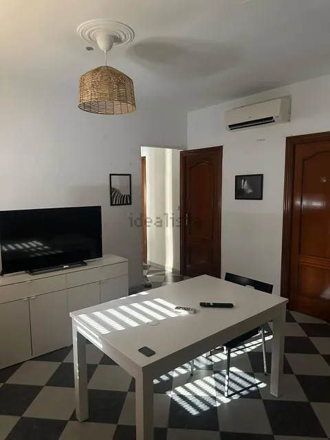 Room for rent, Seville (2/9)