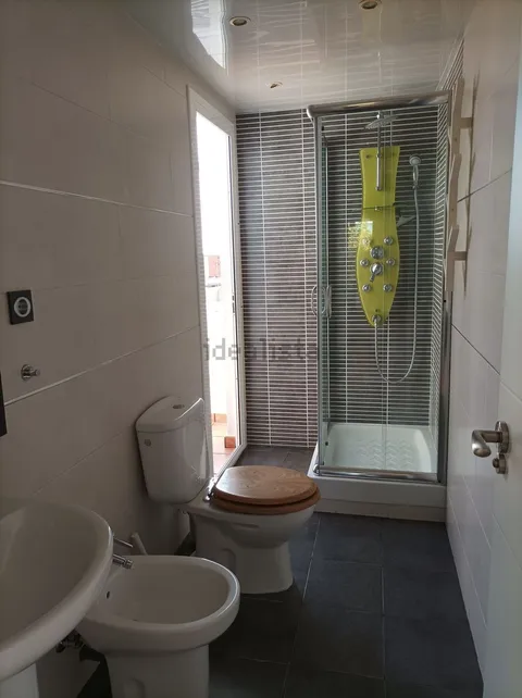 Room for rent, Mataró