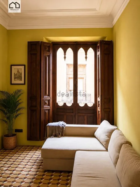 Flat 115 m² in Sax