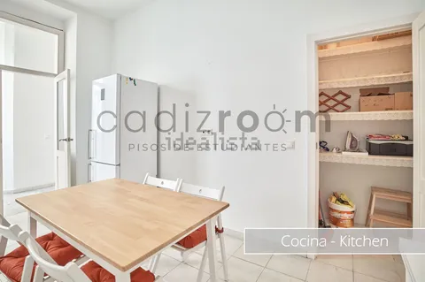 Habitació de lloguer, Cádiz