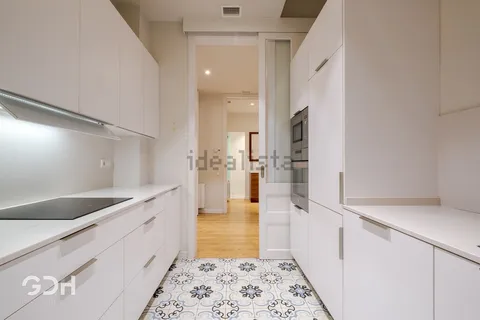 Wohnung 77 m² in Barcelona