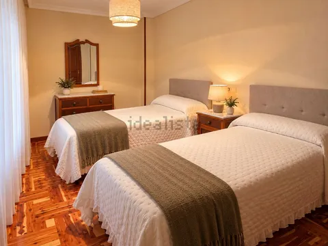 Appartement 100 m² à San Leonardo de Yagüe