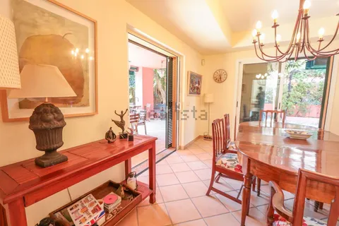 Casa de 268 m² en Rocafort
