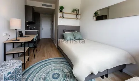 Pis de 18 m² a Granada (3/5)