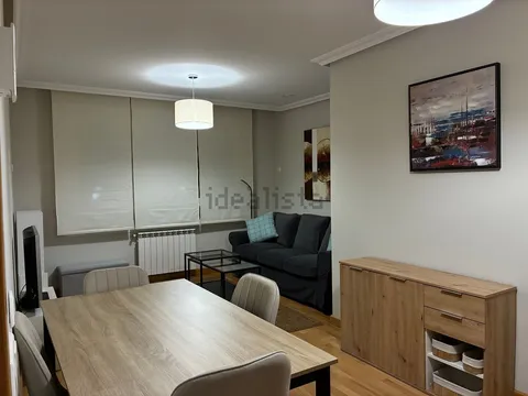 Pis de 75 m² a Àvila