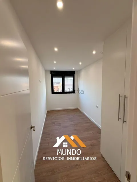 Wohnung 93 m² in Alberic
