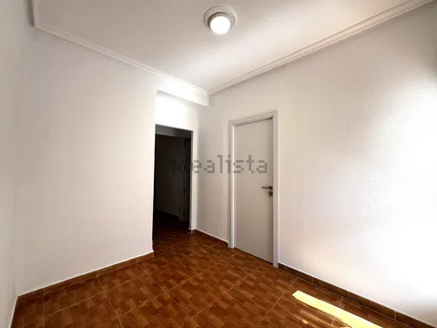 Pis de 70 m² a Linares