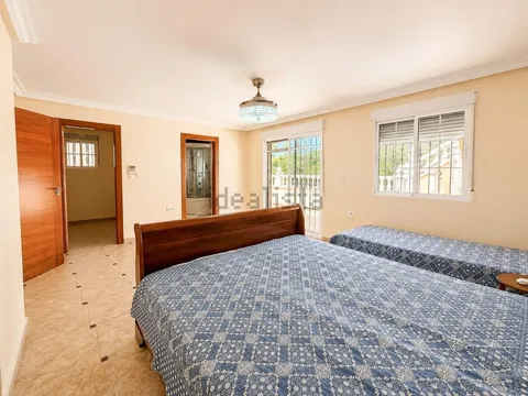 Casa de 387 m² a Torrevella