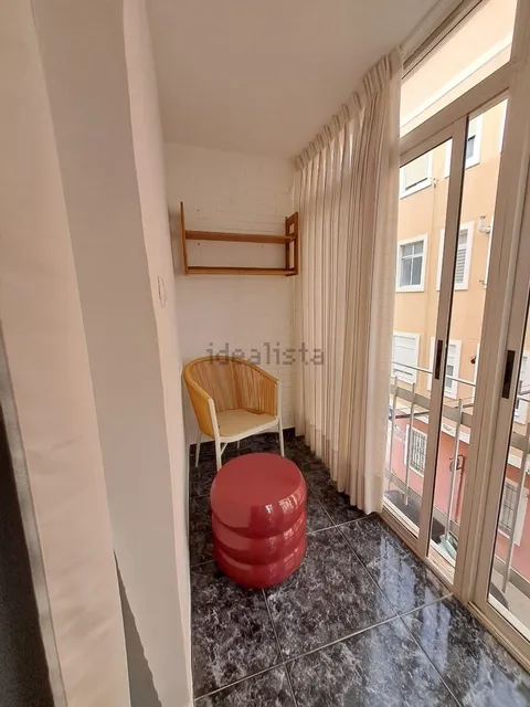 Quarto para alugar, Burjassot