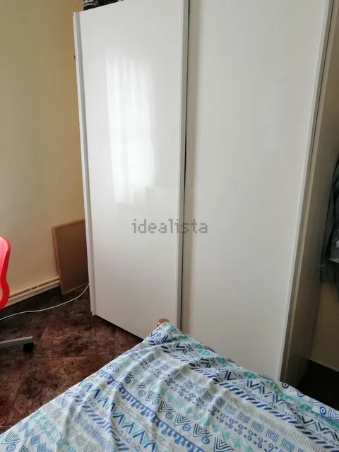 Habitación en alquiler, Granada (2/9)