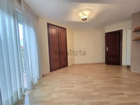 Pis de 77 m² a València