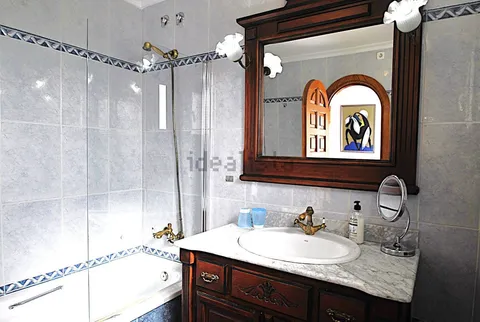 Haus 300 m² in Marbella