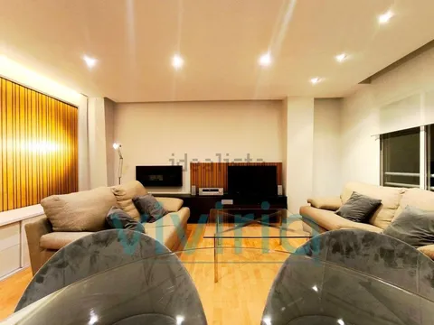 Pis de 77 m² a València