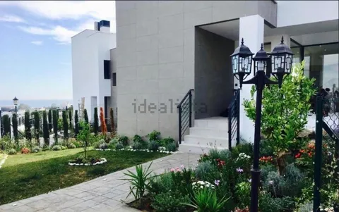 Casa de 300 m² a Estepona