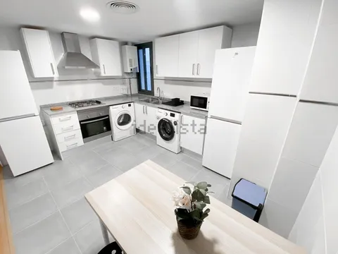 Habitació de lloguer, Paterna