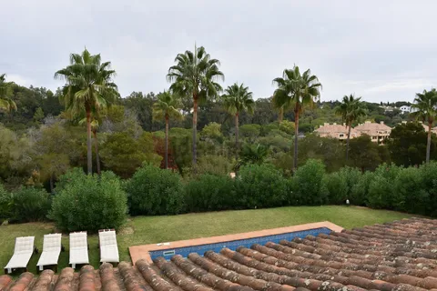 Maison 450 m² à San Roque