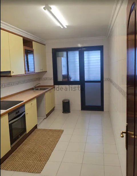 Piso de 116 m² en Vigo (2/3)