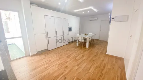 Room for rent, Seville