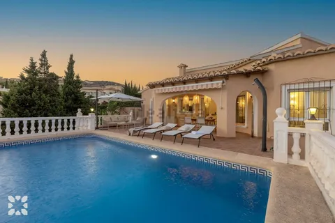 Casa de 230 m² a el Poble Nou de Benitatxell (3/25)