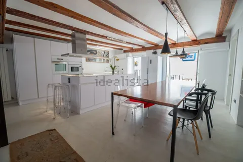 Wohnung 200 m² in Valencia (2/48)