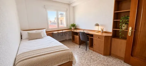 Кімната в оренду, Madrid