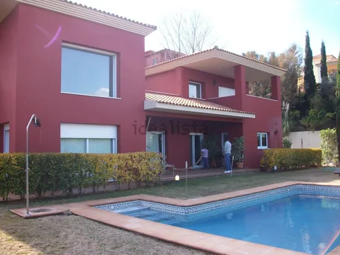 Maison 450 m² à San Roque