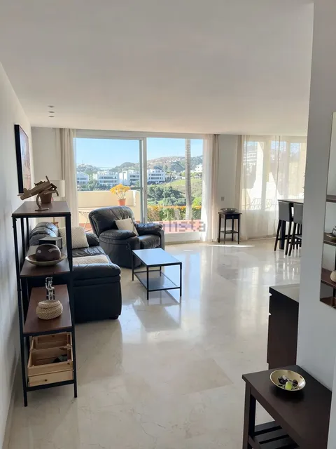Flat 115 m² in Benahavís