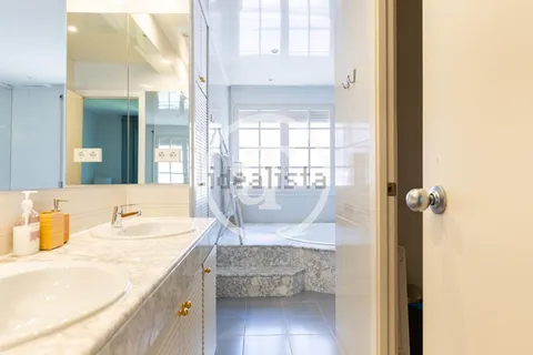 Maison 262 m² à Sant Cugat del Vallès
