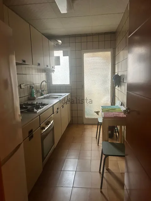 Pis de 67 m² a Santa Coloma de Gramenet (3/12)