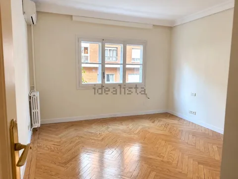 Wohnung 185 m² in Madrid