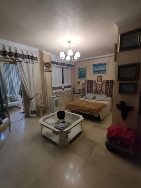 Flat 140 m² in Marbella (2/9)