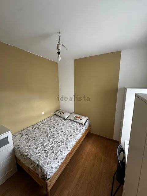 Chambre à louer, Madrid (3/4)