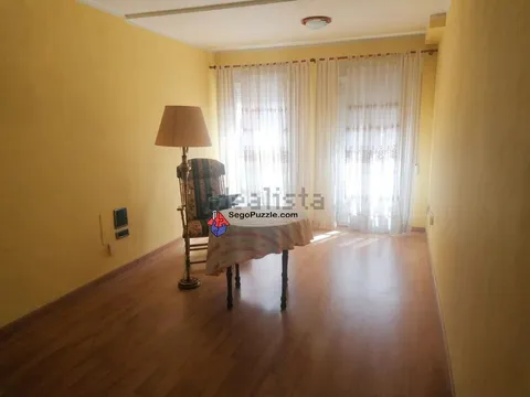 Piso de 75 m² en Espirdo